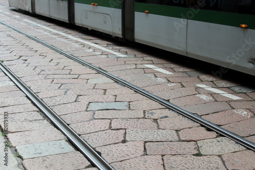 Viaggiare in tram in centro città photo