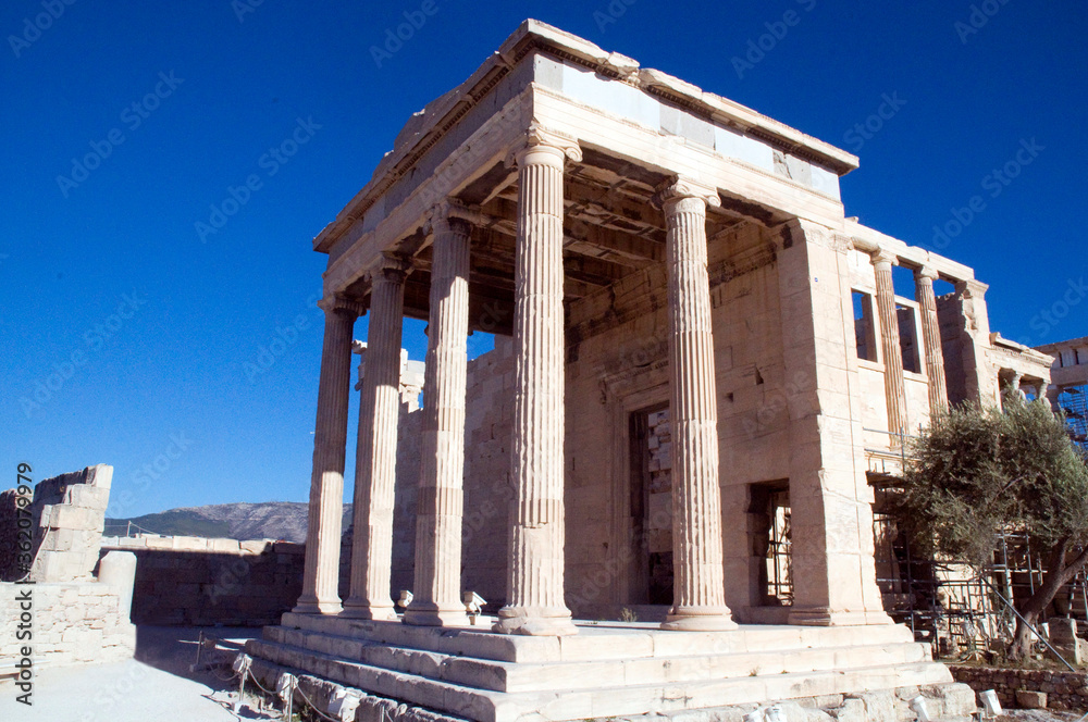 Obraz premium greece, acropolis, ancient, temple, architecture, greek, ruins, history, travel, old, column, athens, monument, stone, columns, ruin, landmark, archeology, tourism