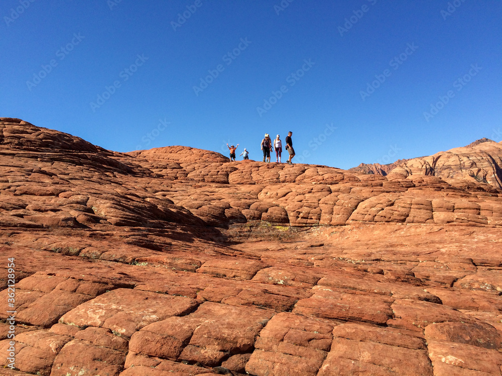  climbing red rocks in Utah