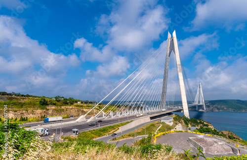 Konstfotografi Yavuz Sultan Selim Bridge over Istanbul Bosphorus  in Turkey