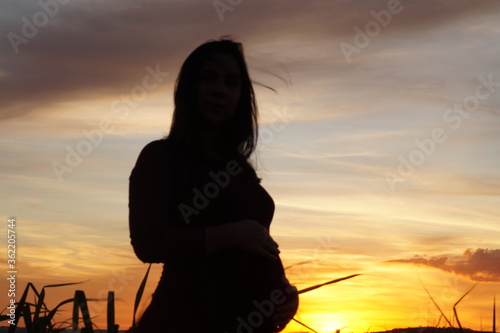 sunset pregnant 
