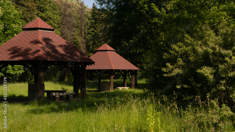 Picknik gazebos and Beautiful views in the Silesian park in Chorzów. A free entry space is available. Picknik gazebos and Beautiful views in the Silesian park in Chorzów. A free entry space is available.