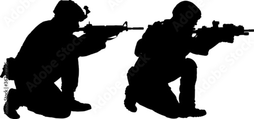 Swat forces  / silhouMilitary soldiers  / silhouette vectorette vector