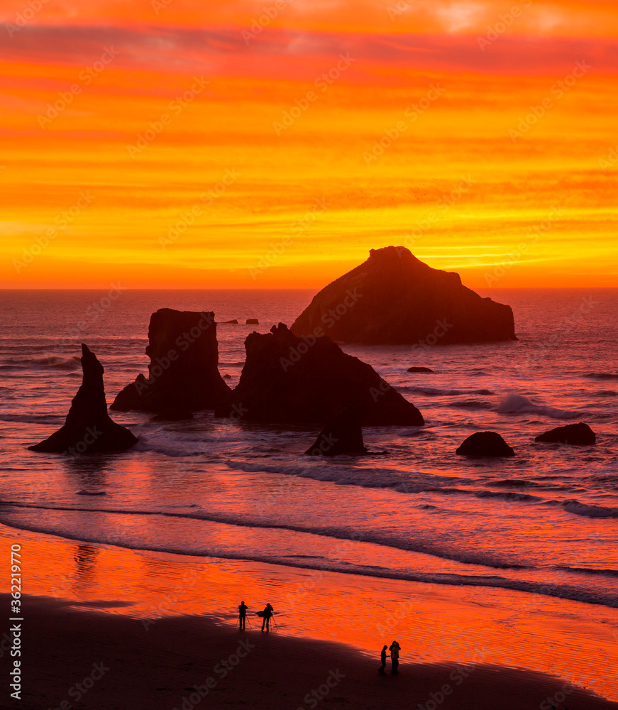 Face Rock and other sea stacks at sunset at Bandon beach on the southern Oregon Coast at Bandon.