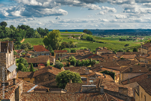 Aerial view of old medieval french town Saint Emilion with vineyards in Aquitaine, France on sunny day Fototapet