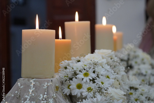 luz  velas  altar  iglesia  cat  lico  flores  adoraci  n