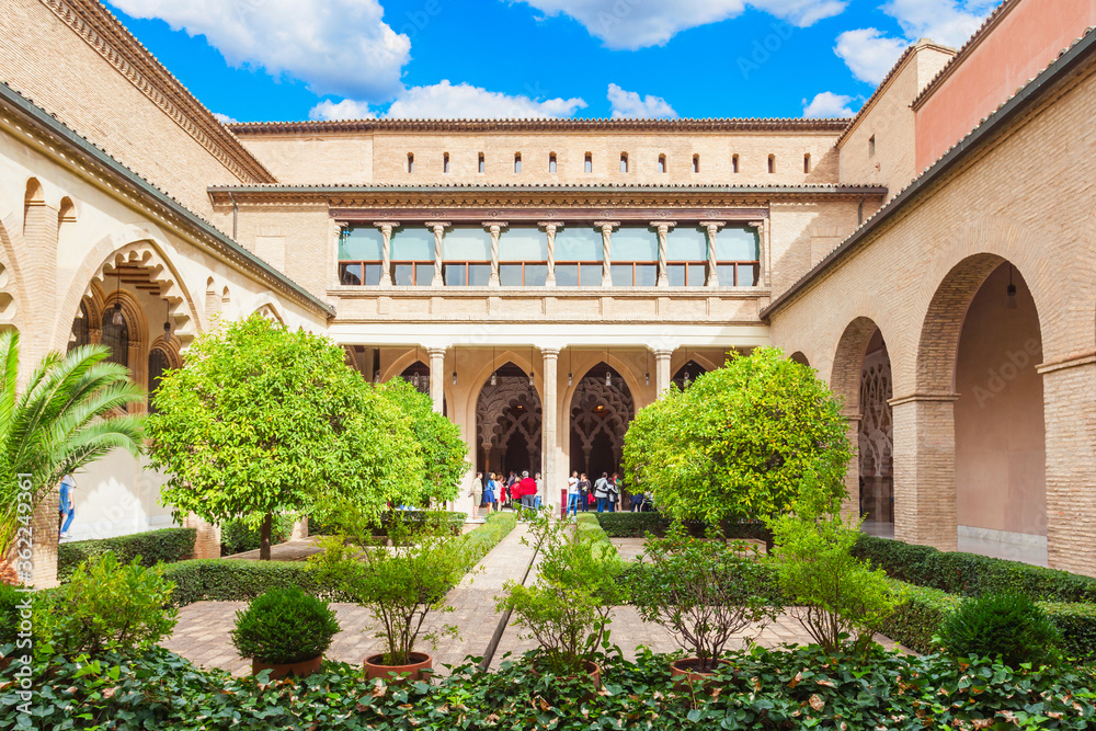 Fototapeta premium The Aljaferia Palace in Zaragoza