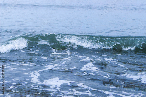 波のイメージ © art_craft