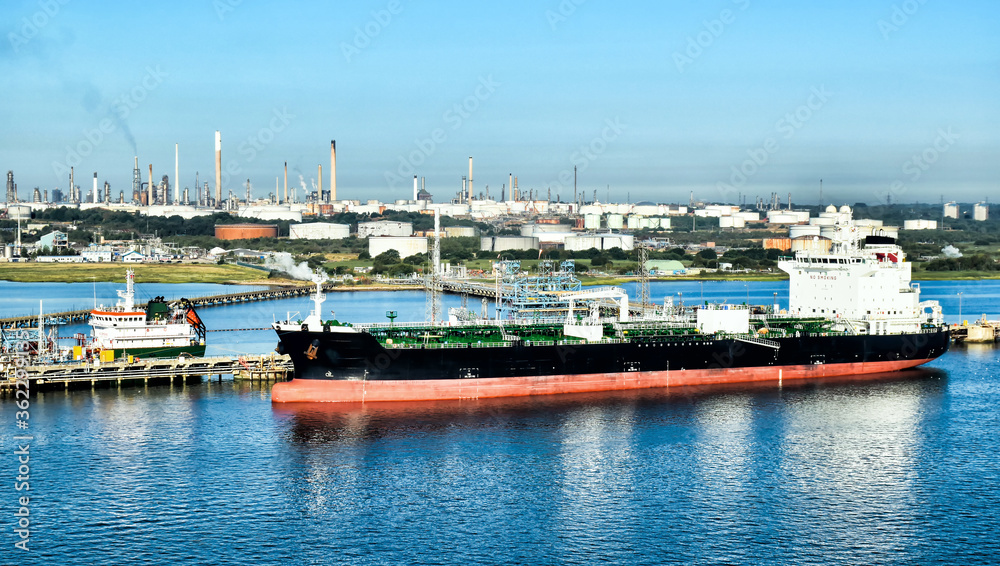 Tankers have moored at the pier of a refinery in Fawley (United Kingdom)