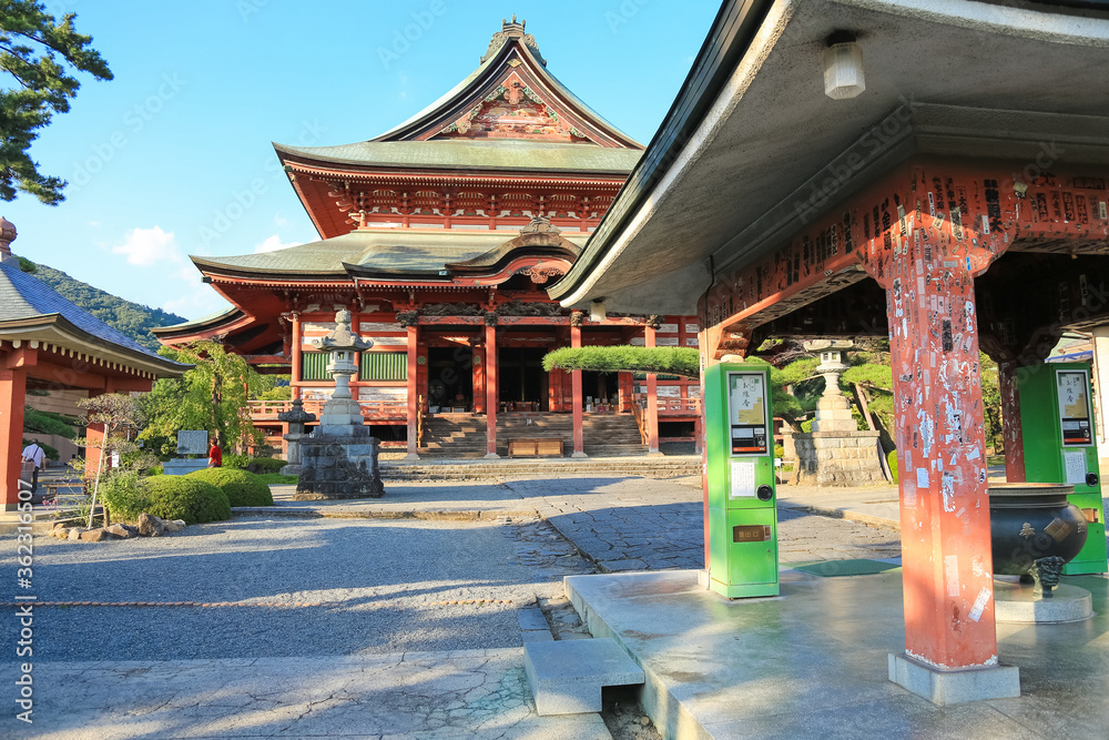 Fototapeta premium 甲斐善光寺