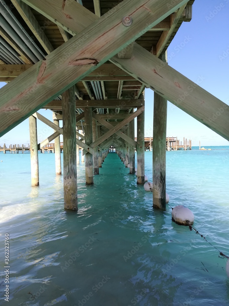 Fototapeta premium Trip to bahamas resort