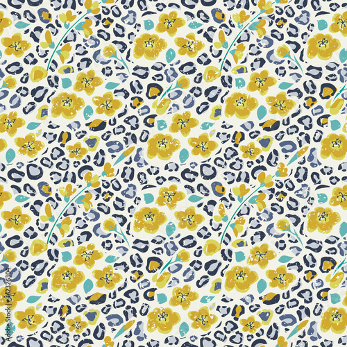 Animal flower seamless pattern with grunge effect. Leopard skin and flowers pattern