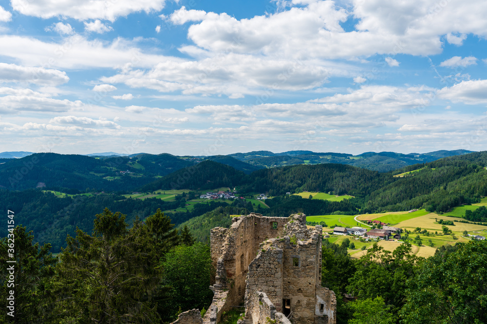 Panorama Aussicht von der Burgruine Prandegg im Mühlviertel Oberösterreich