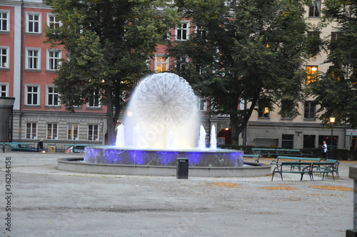 Canvas Print fountain in the park stockholm