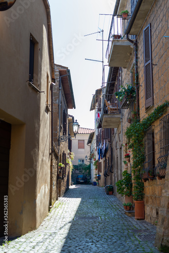 Fototapeta Naklejka Na Ścianę i Meble -  Orvieto, Umbria - Italy. City street view. Nice country city near Rome to visit with medieval look