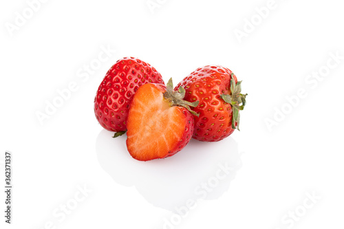 Strawberry. Sliced strawberrys on a white background. (Tr - cilek)
 photo