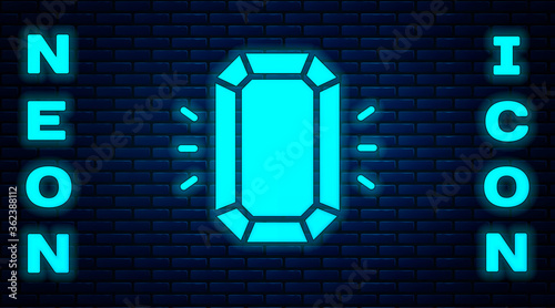 Glowing neon Diamond icon isolated on brick wall background. Jewelry symbol. Gem stone. Vector.
