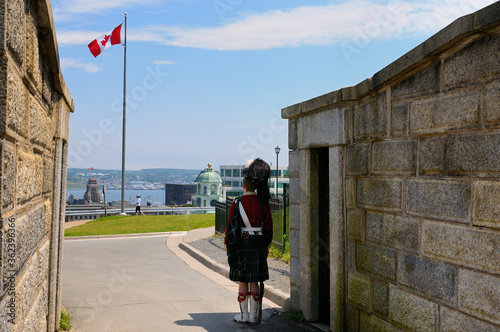 Fototapeta 78th Highland sentinel watching at the gate of the Citadel in Halifax Nova Scoti