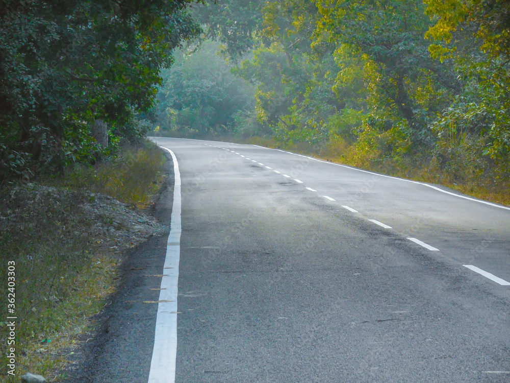Fototapeta premium empty road curves in the mountains