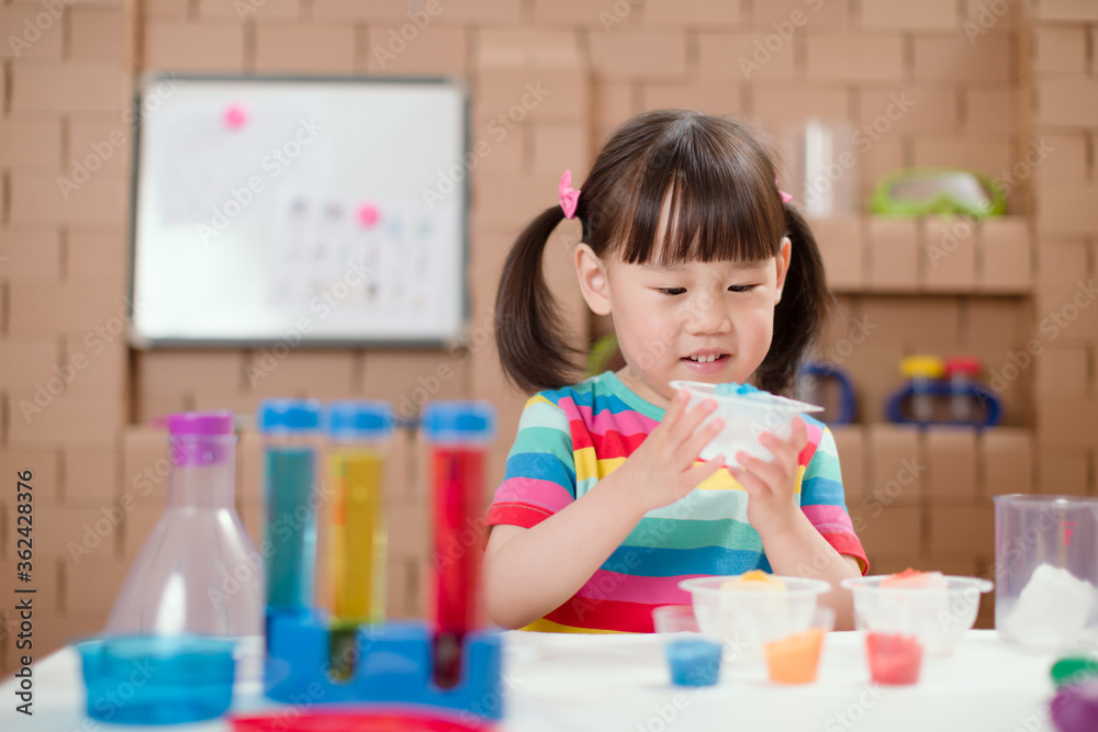 toddler girl play science experiments for homeschooling toddler girl play science experiments for homeschooling