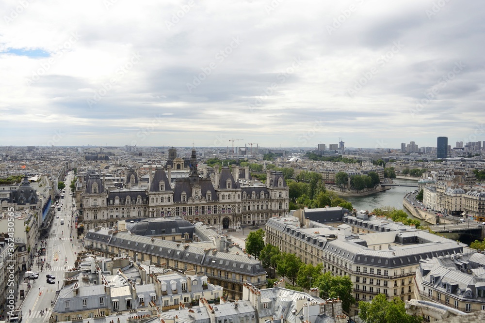 HOTEL DE VILLE PARIS