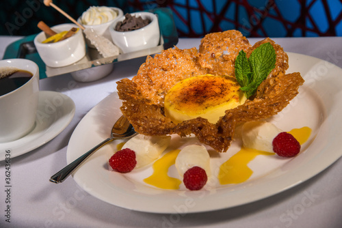 Creme Brulee' Dessert and coffee