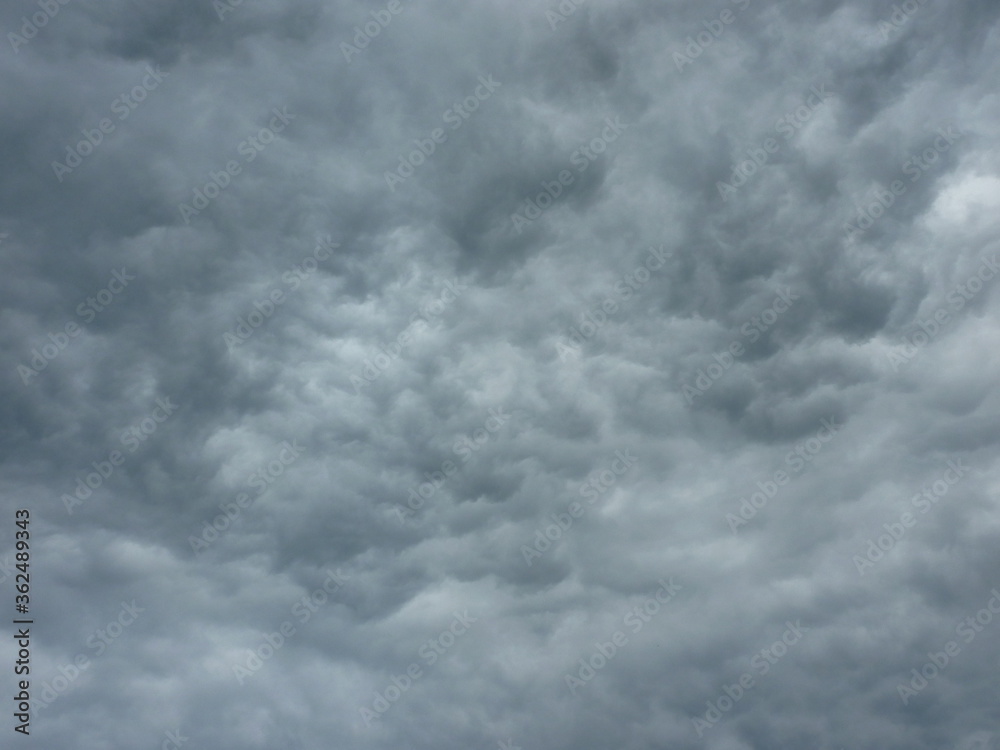 Obraz premium Graue Wolken