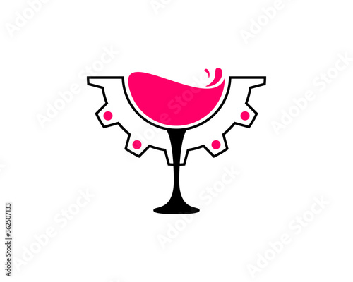 Wine glass with gear engine