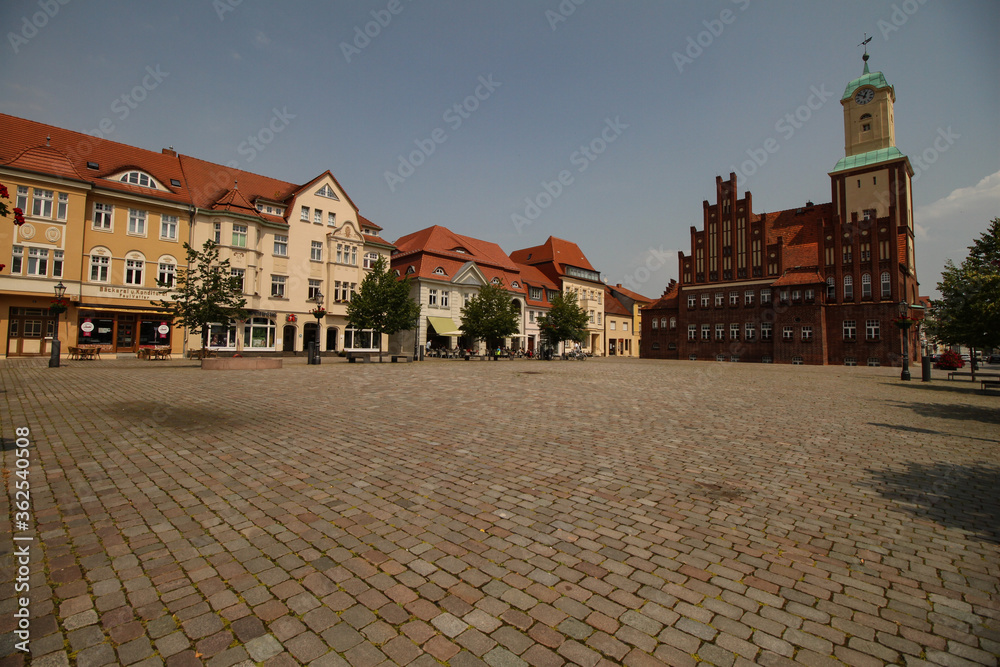 Marktplatz mit Rathaus in Wittsttock/Dosse Marktplatz mit Rathaus in Wittsttock/Dosse