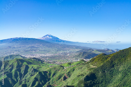 At the Pico del Ingles viewpoint on Tenerife, Spain with a view of the beautiful mountain landscape and the Teide © Angela Rohde