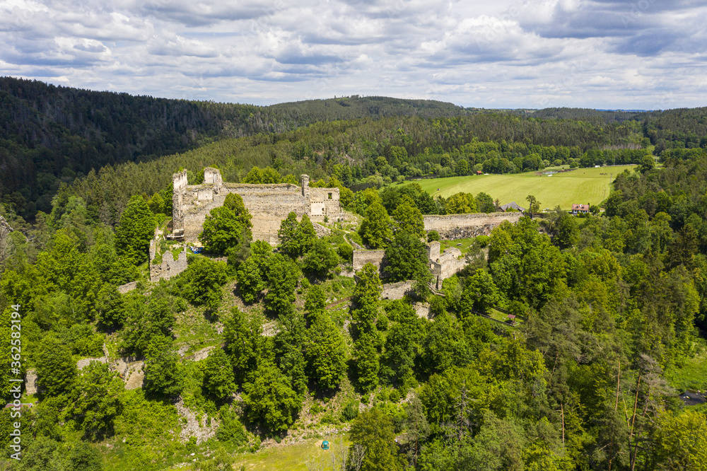 Maiden's Stone castle in the Czech Republic