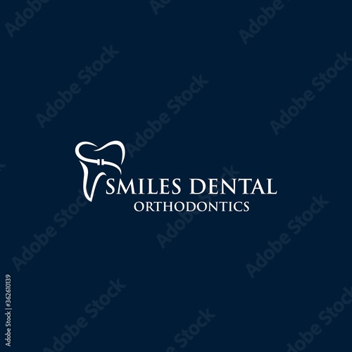 A dental vector illustration of a smiling tooth logo template