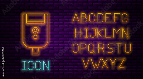 Glowing neon line Electric razor blade for men icon isolated on brick wall background. Electric shaver. Neon light alphabet. Vector Illustration.