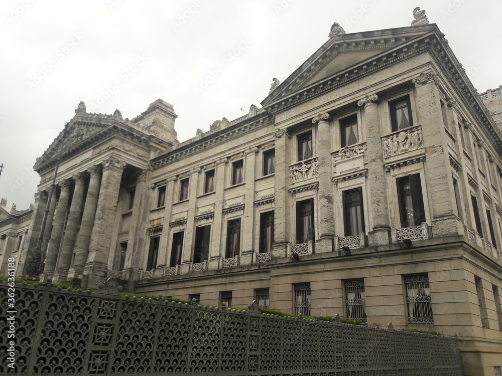 Obraz premium Historic buildings and architecture in Montevideo Uruguay 2019