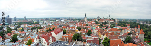 Panoramablick über die Stadt Tallinn in Estland, Baltikum