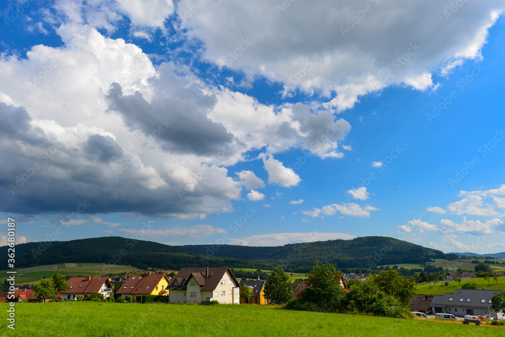 Obraz premium Kleinkahl im unterfränkischen Landkreis Aschaffenburg