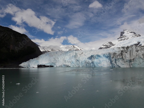 Glacier National Park Argentina boat tour El Calafate Perito Moreno 2019 © CURTIS