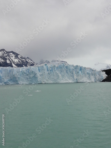 Glacier National Park boat tour El Calafate Argentina Perito Moreno 2019 © CURTIS