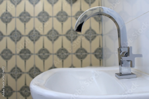 Wallpaper Mural Bathroom sink Torontodigital.ca
