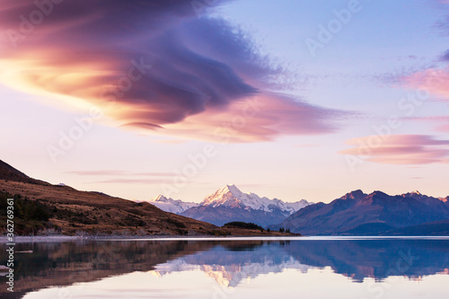New Zealand lakes © Galyna Andrushko