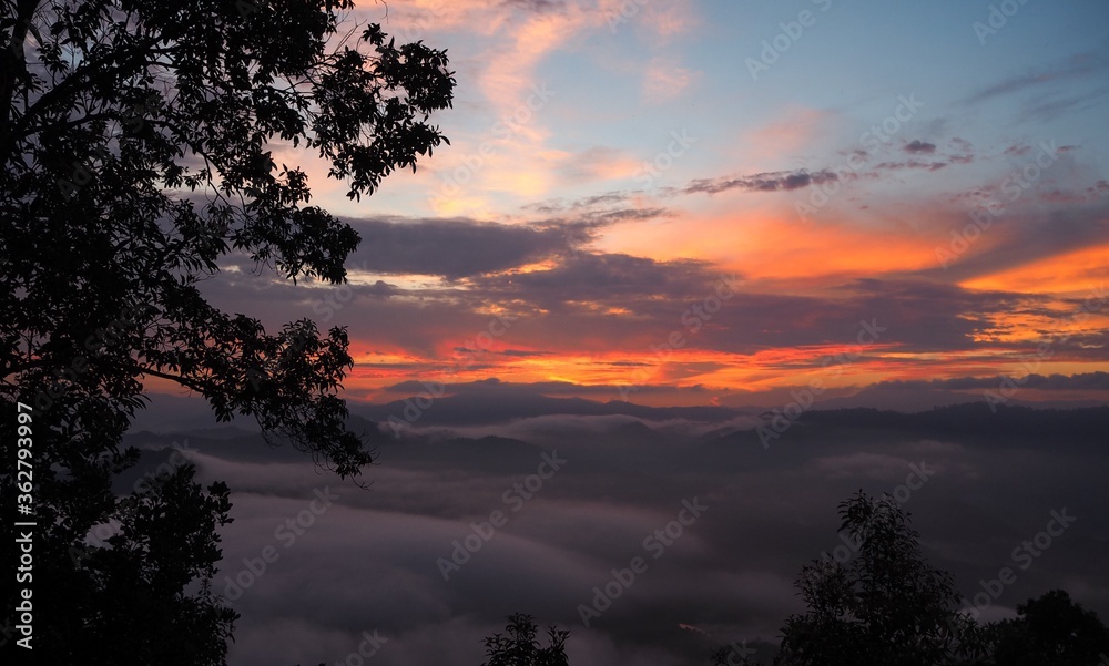 Fototapeta premium sunset in the mountains