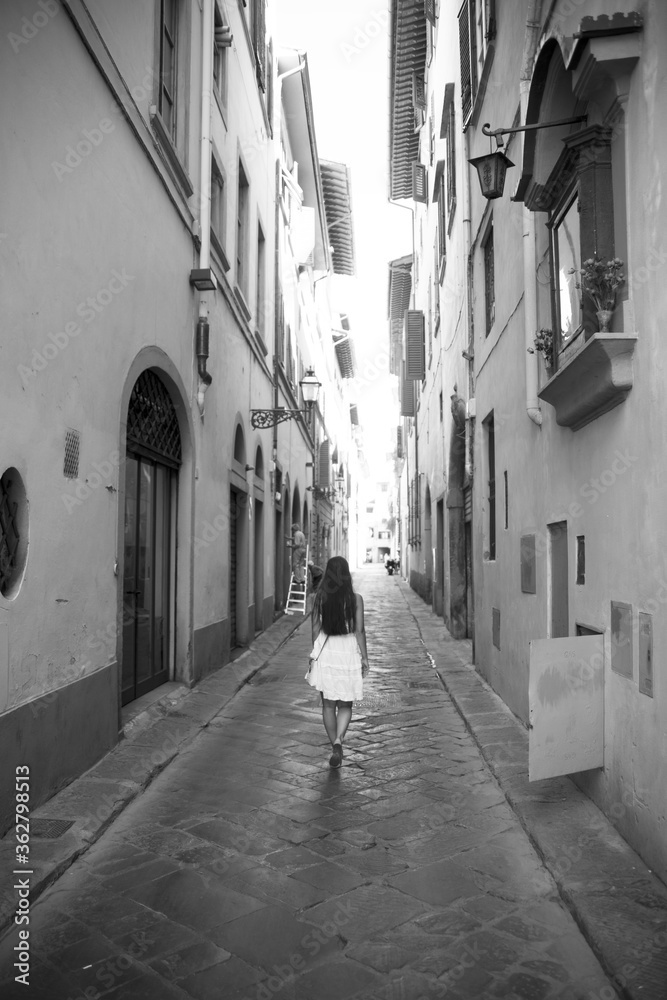 Obraz premium narrow street in the old town