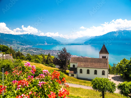 Bild auf Leinwand Vue sur le léman et Vevey depuis le Mont Pellerin