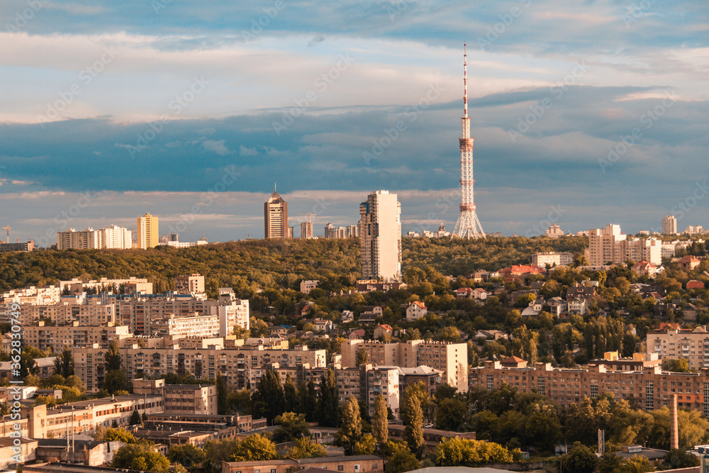Obraz premium daytime Kiev, view of the city from the roof