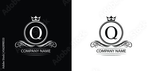 letter Q template  logo Luxury letter with crown.  Monogram alphabet . Beautiful royal initials letter. restaurant, food company,  shop , boutique template  emblem