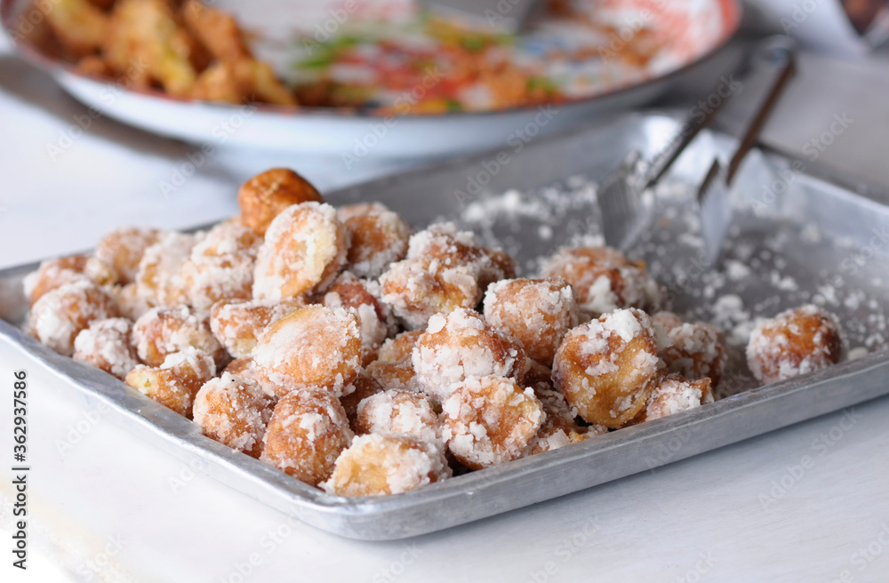 Deep fried dough ball with soybean filling, Kanom Khai Hong. Deep fried dough ball with soybean filling, Kanom Khai Hong.