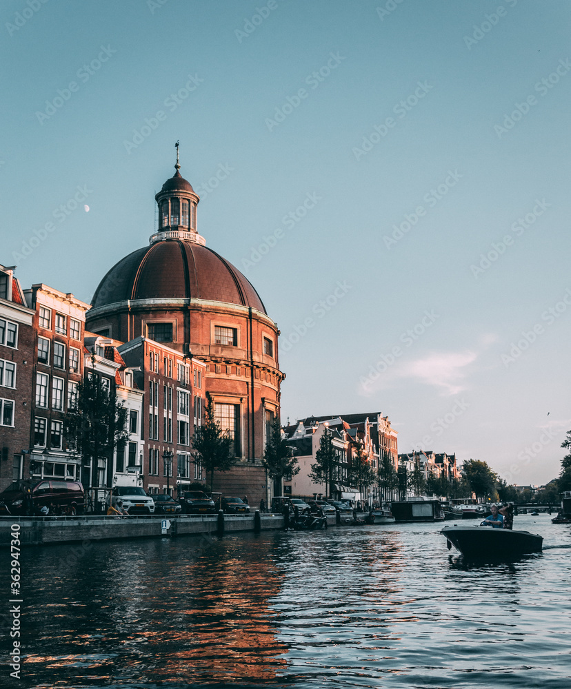Dome of canals