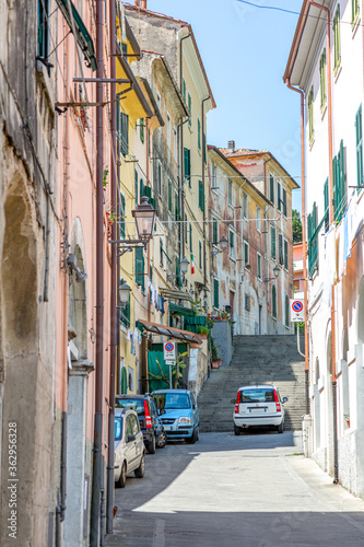 Fototapeta Naklejka Na Ścianę i Meble -  Carrara Italien Toskana Stadtansichten