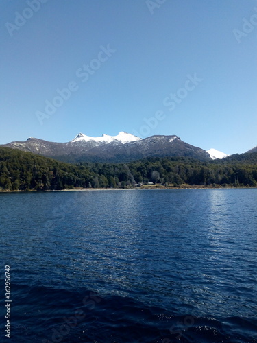 es un paisaje de la ciudad de San Carlos de Bariloche, Rio Negro, Argentina