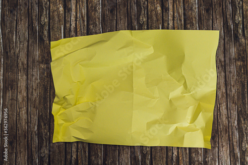 zerknülltes Papier